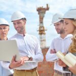 Rolul echipei și al echipamentelor în eficiența construcțiilor industriale